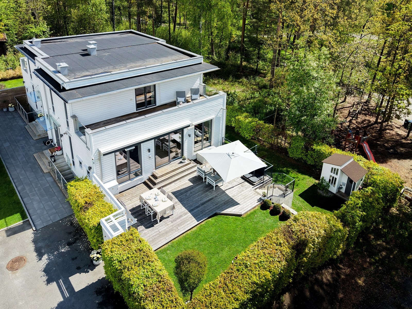 Her bor man i et trygt og sosialt nabolag med lave skuldre, godt samhold og mange barnefamilier. Galleribilde