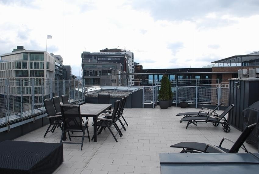 Felles takterrasse Galleribilde
