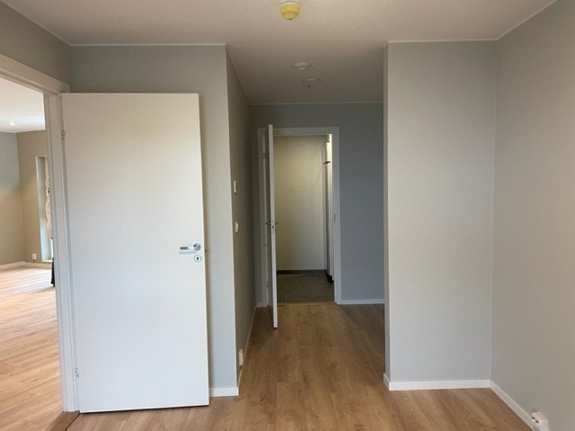 Gang inn til bod/vaskerom. Galleribilde