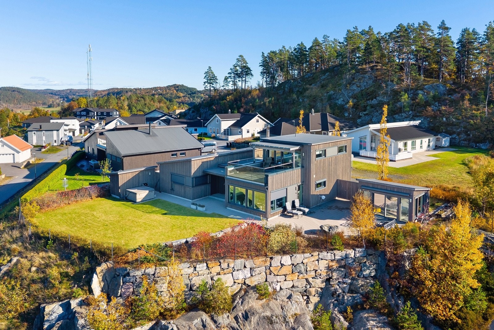 Velkommen til Osetoppen 18 - Ovelandsheia - FROLAND Galleribilde
