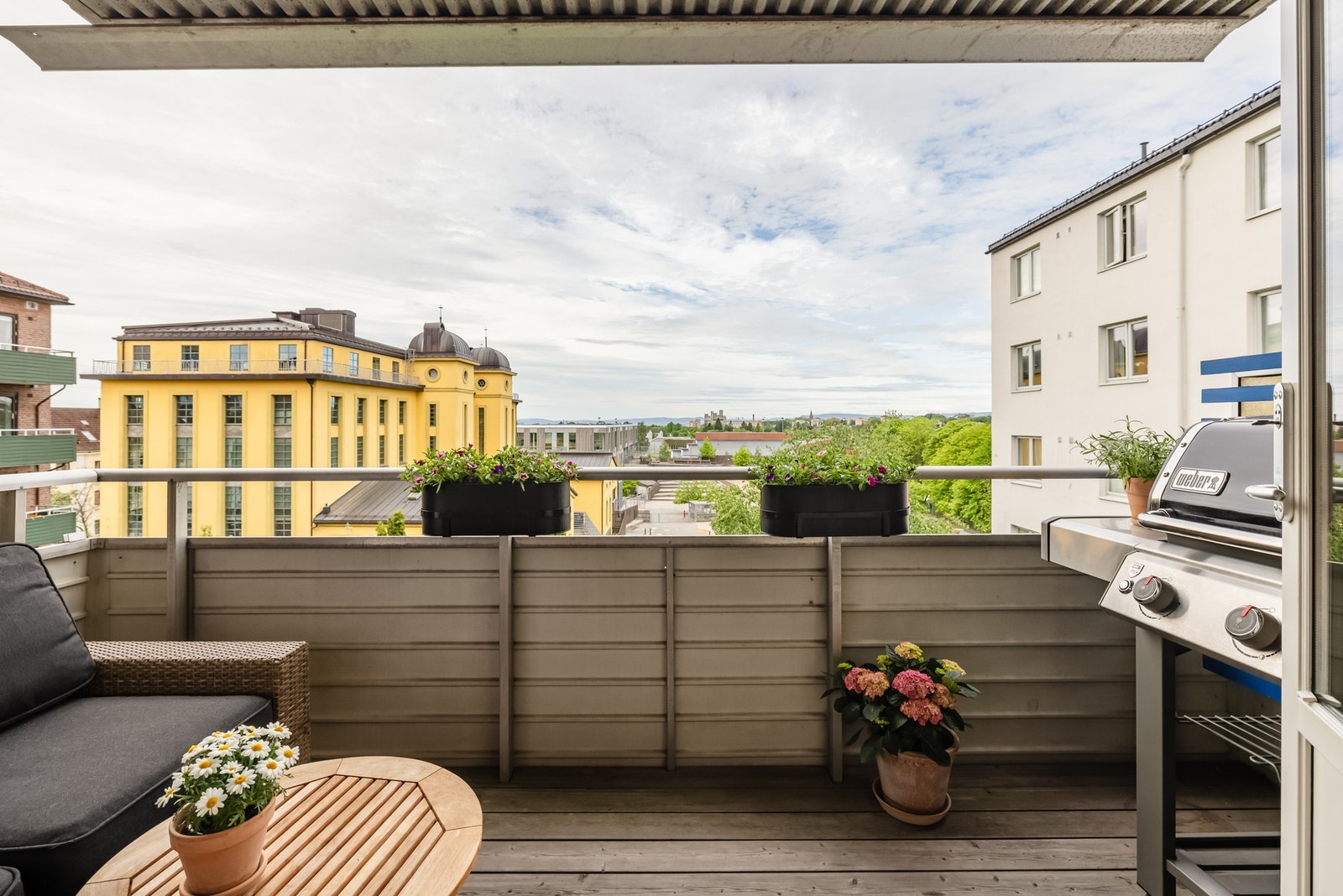 Balkongen er på 7 kvm og vender mot sydvest. Galleribilde