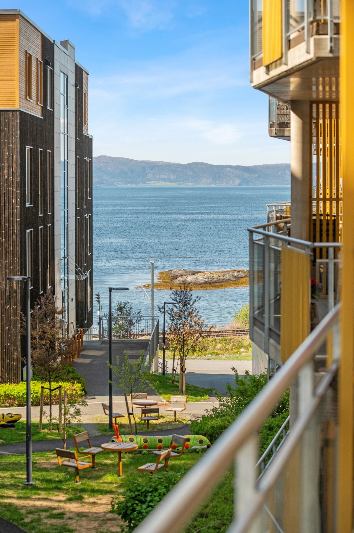 Sjøutsikt fra balkongen. Galleribilde