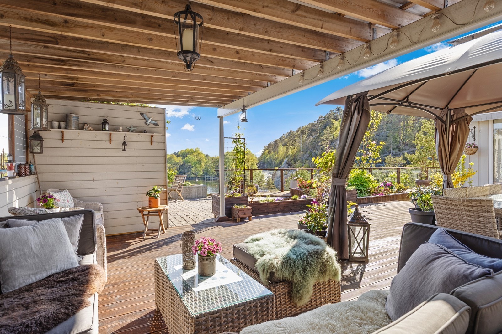 Overbygd terrasse Galleribilde