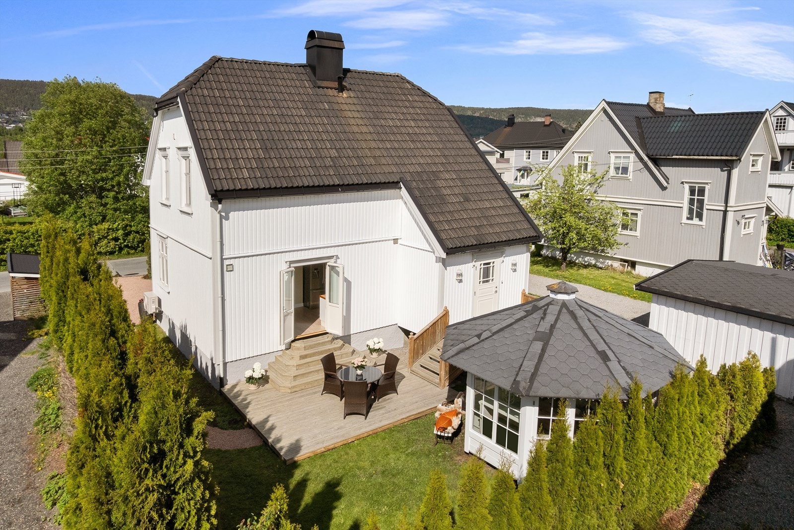 Tomten er flat og lettstelt Galleribilde
