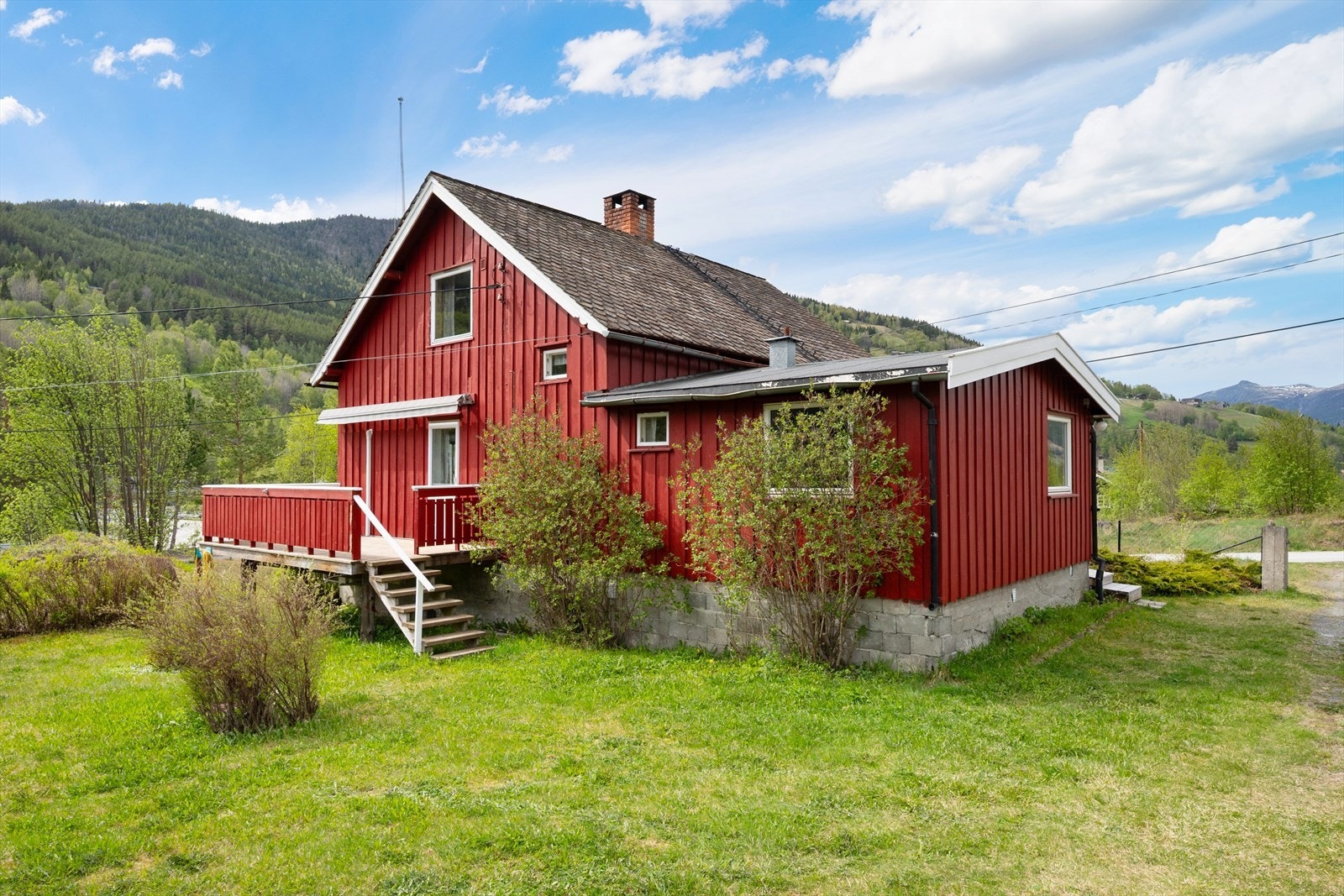 Her er det godt med boltreplass for både to- og firbeinte. Galleribilde