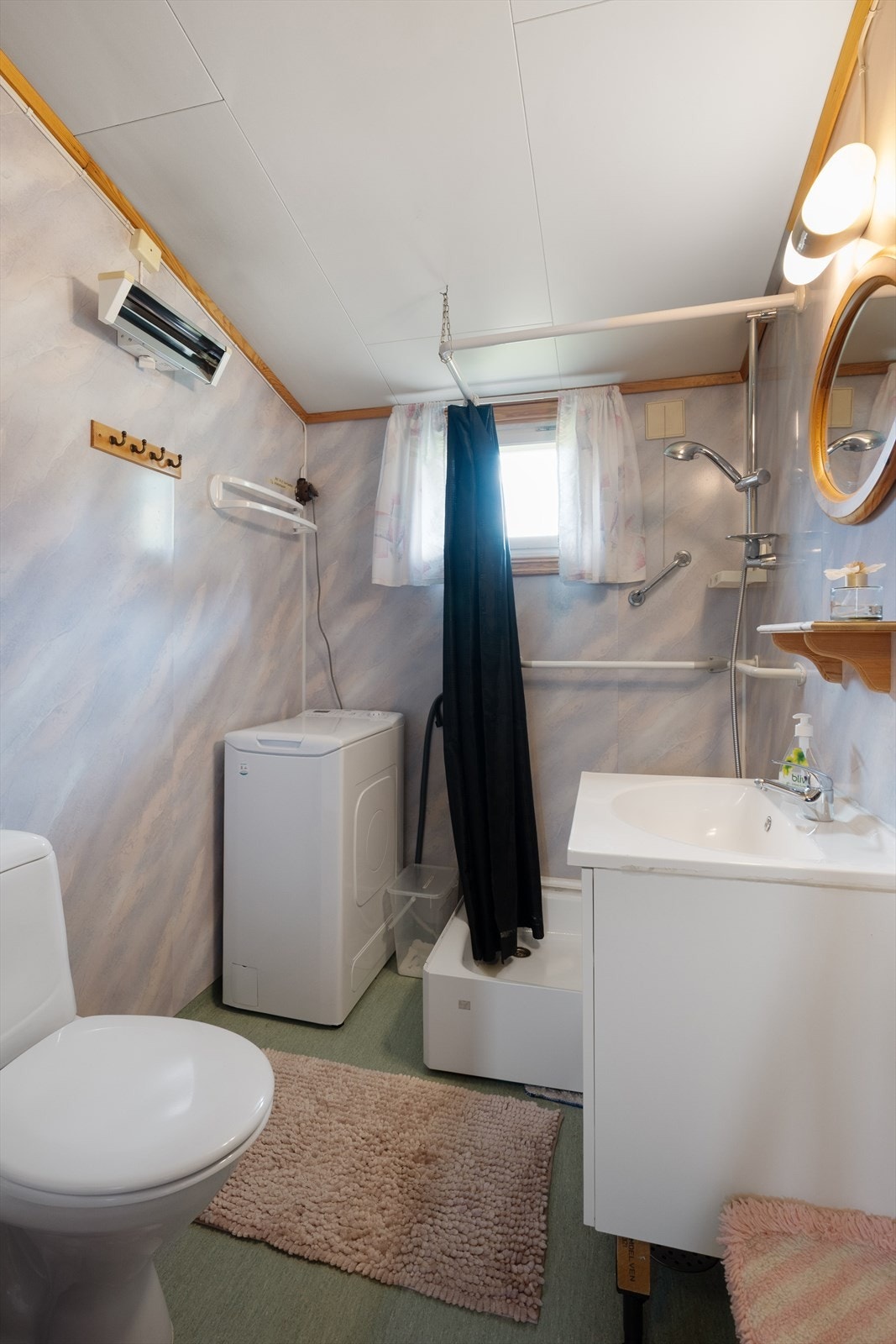 Badet har enkel standard og oppgradering må påregnes. Galleribilde