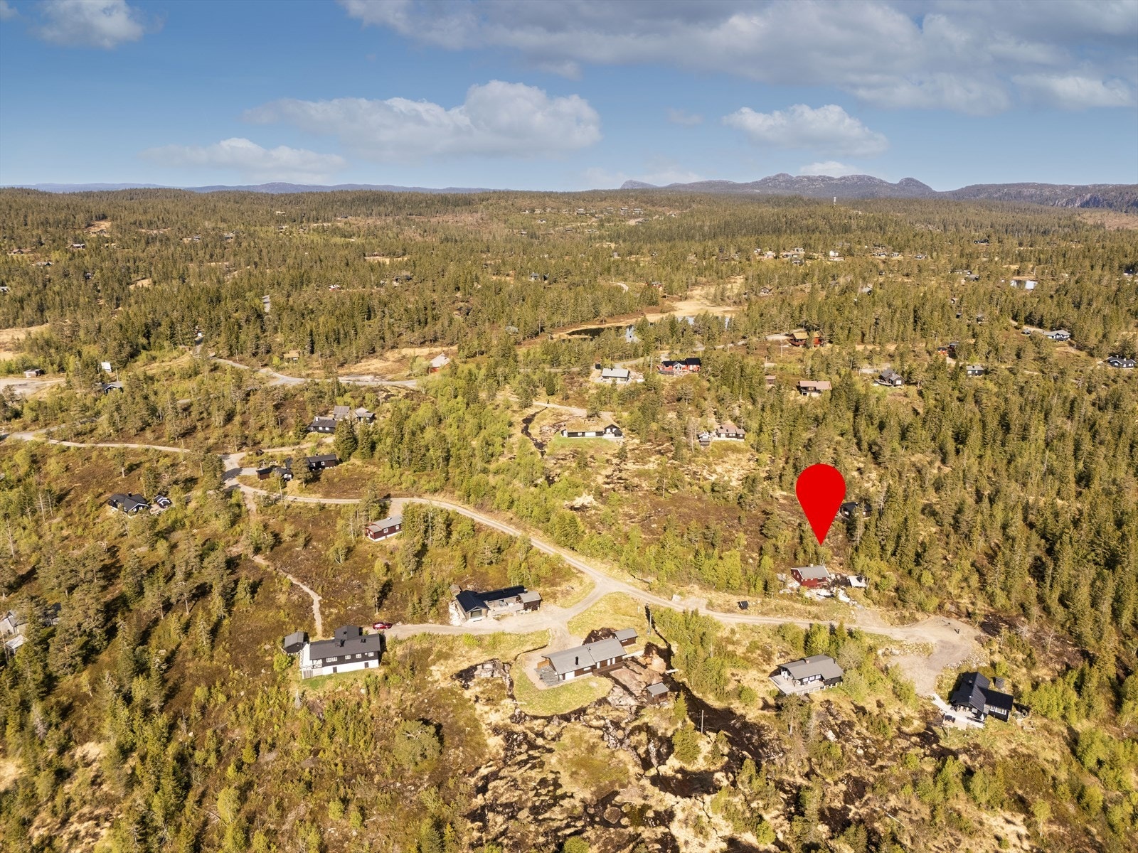 Hytteområdet kjennetegnes med bl.a god avstand mellom hyttene. Galleribilde