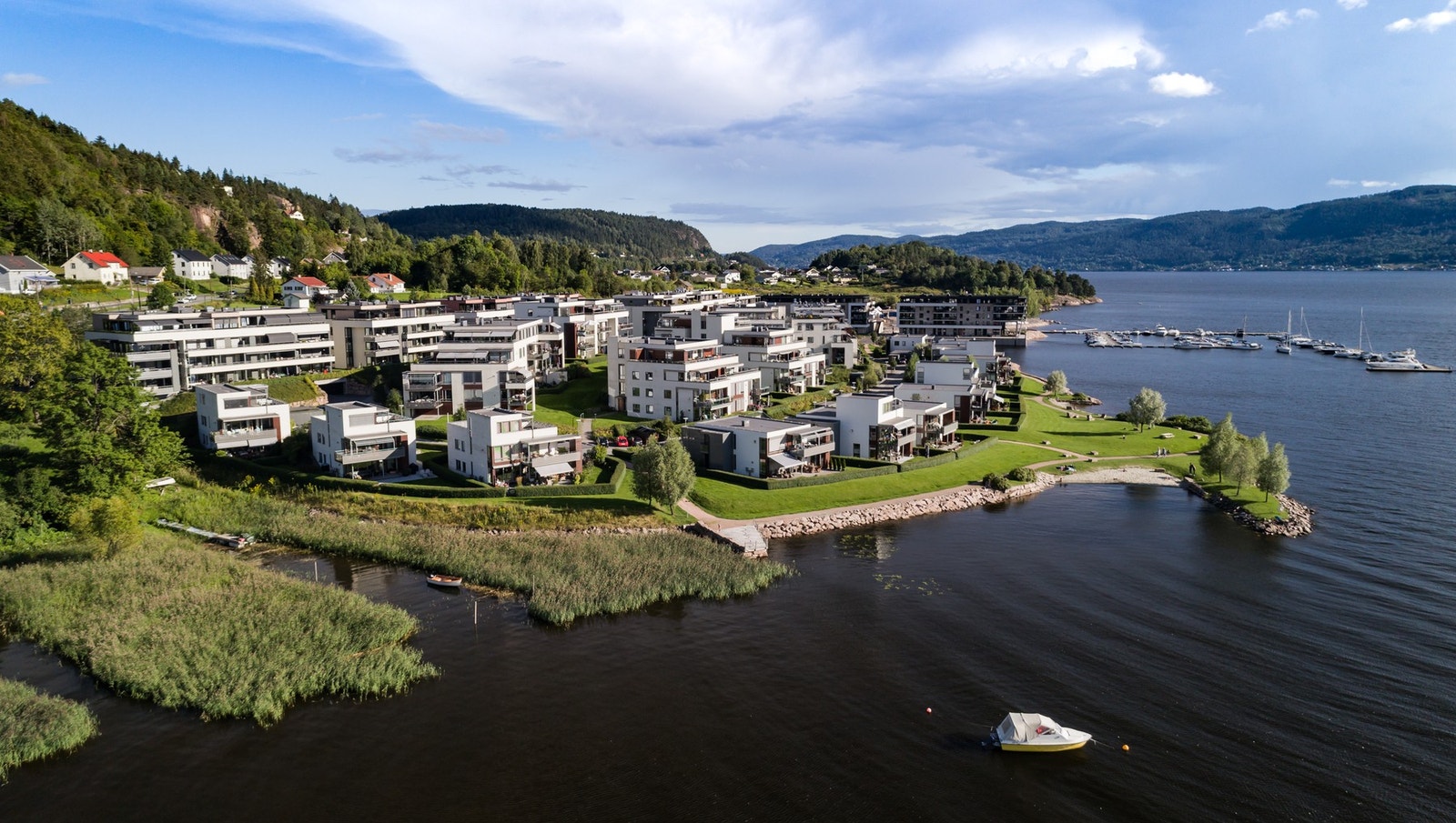 Oversiktsbilde Engersand havn. Galleribilde