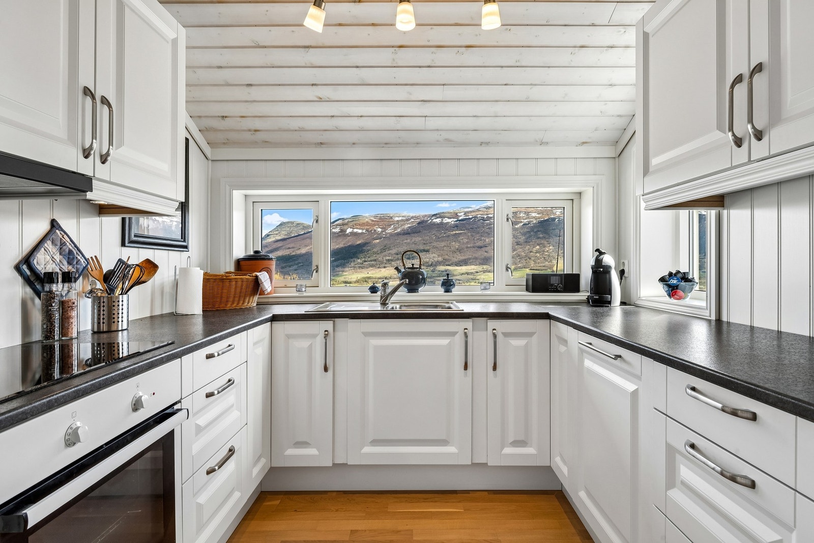 Kjøkken. Galleribilde