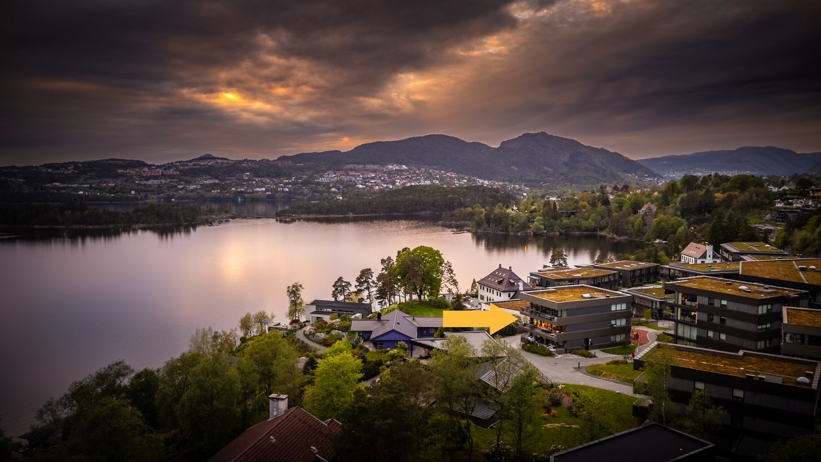 - Maritim beliggenhet i et område hvor det bor en god blanding av både par, barnefamilier, eldre mm. - Galleribilde