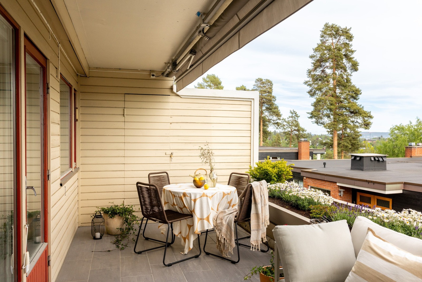 Bod på 3 kvm på terrasse. Galleribilde