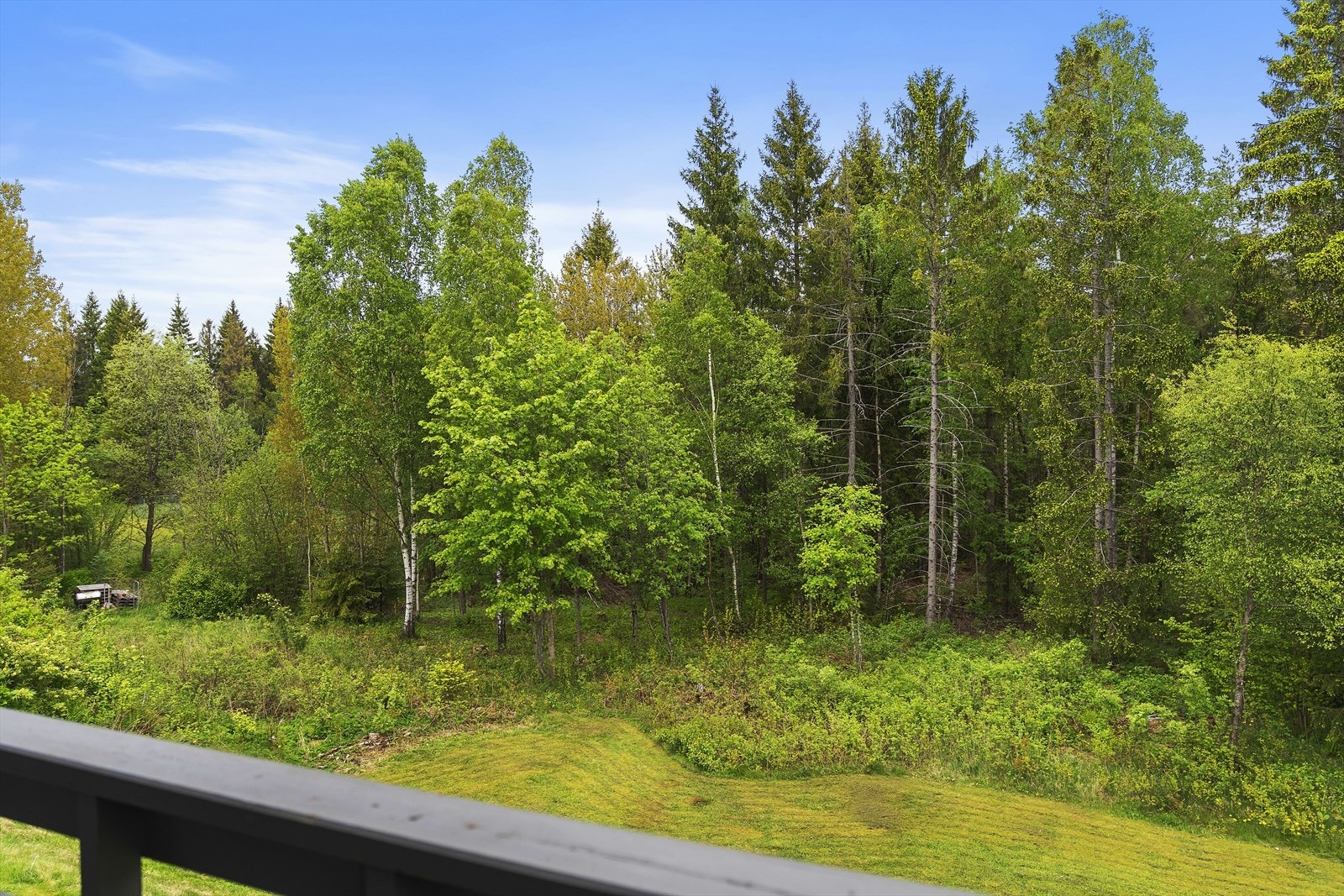 Beliggenheten byr på nærhet til Gulsetmarka med gode turmuligheter. Galleribilde