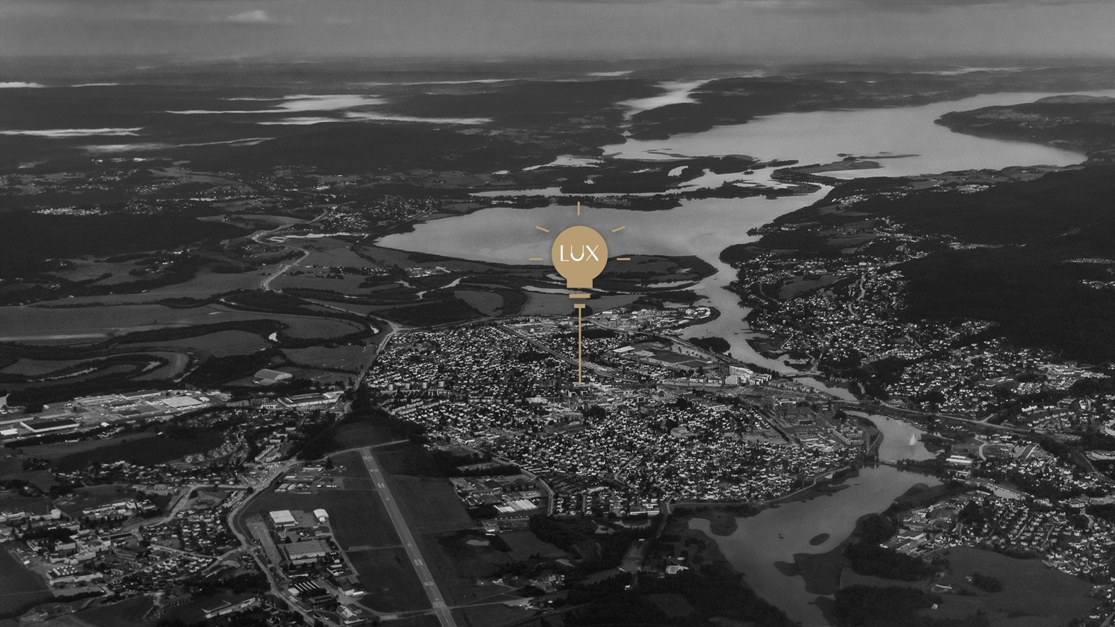 Lux Tetra en del av Lillestrøms nye sentrum. Byen har i løpet av de siste årene fått et nytt ansikt, med et åpent og inkluderende bybilde - et sted med spennende, urbane tilbud som den ikke har hatt tidligere. Galleribilde