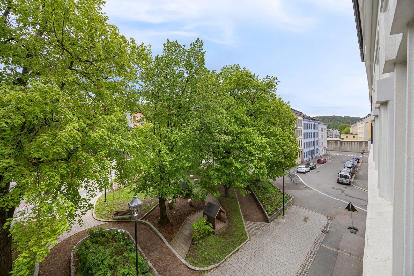 Med gangavstand til sentrum ligger leiligheten sentralt og attraktivt til. Galleribilde