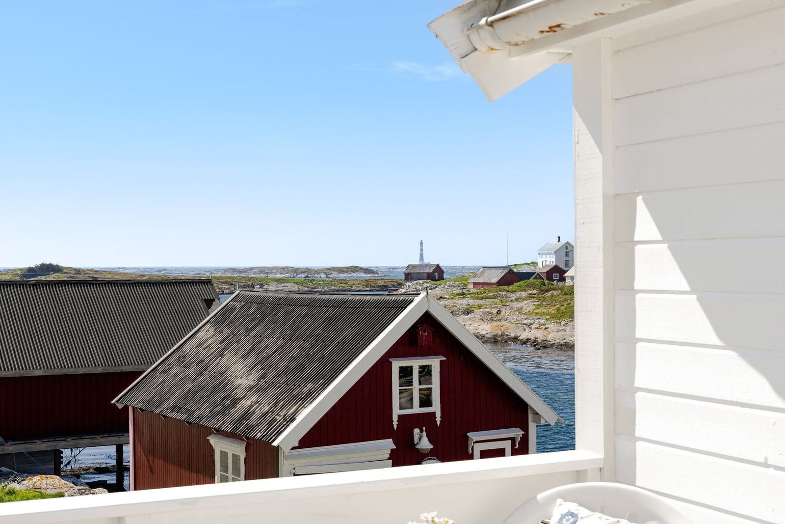 Utsikt mot Sletringen fyr! Galleribilde