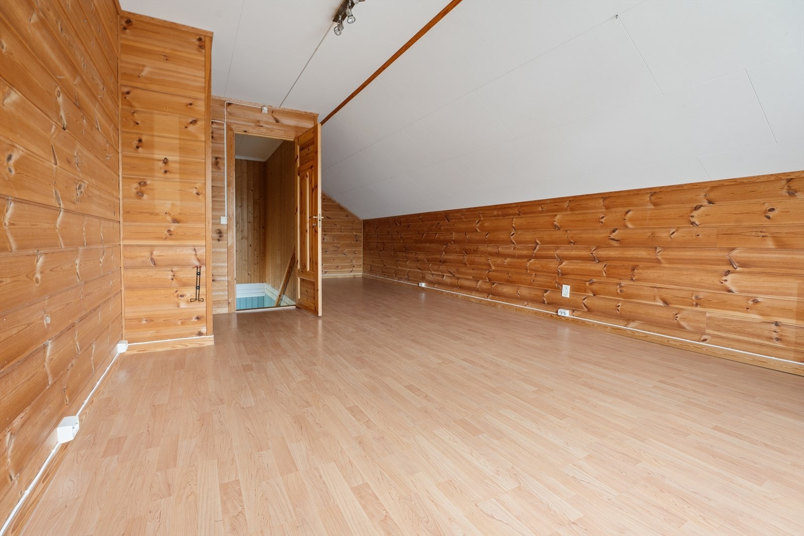 Loftsplanet gir meget gode lagringsmuligheter. Galleribilde