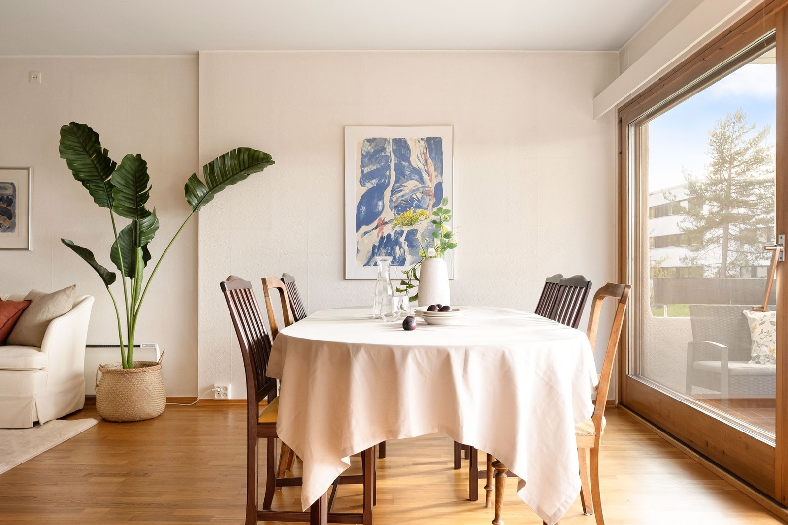 Velkommen til bords - her er det plass til langbord! Galleribilde
