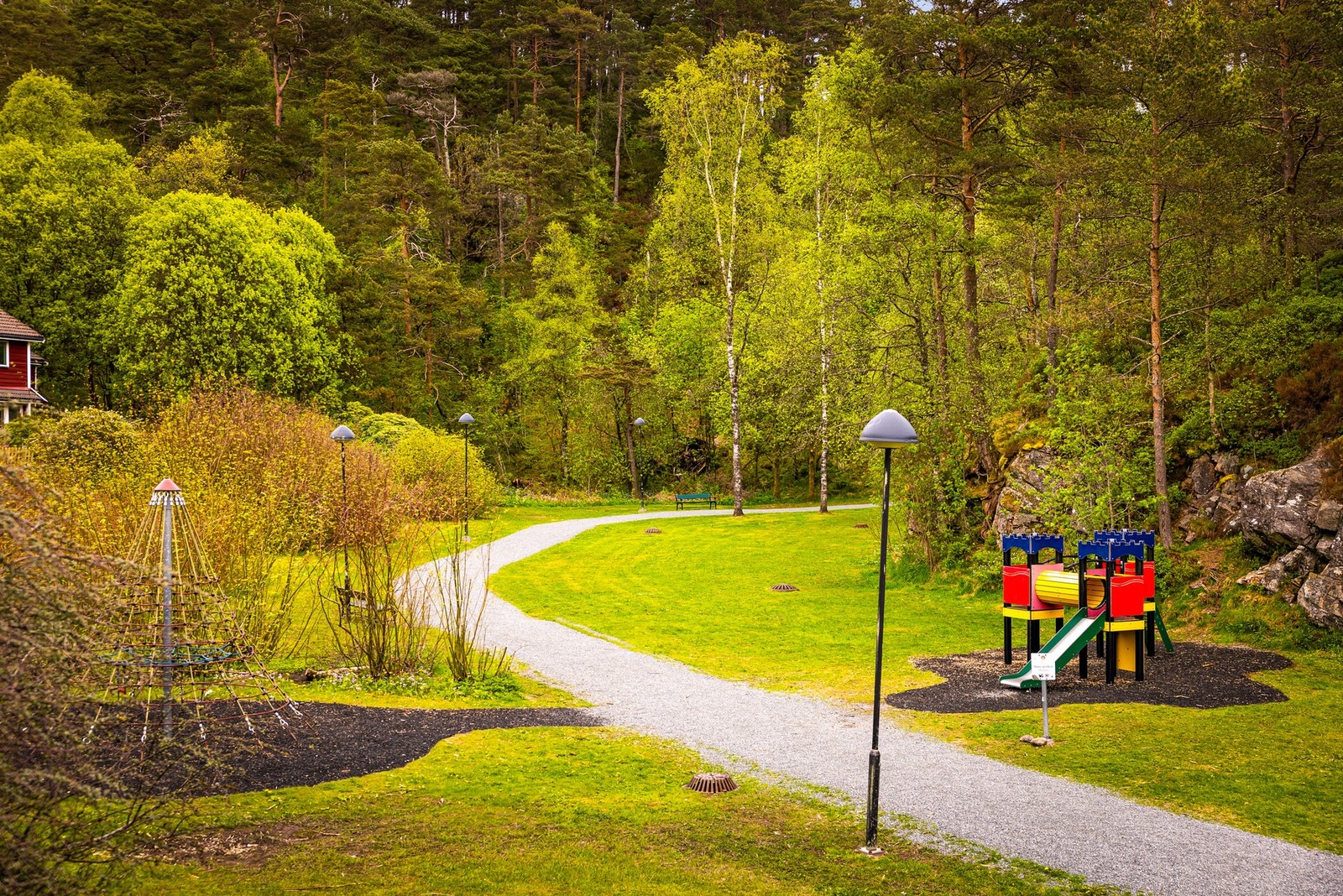 Bønesparken som ligger like bak boligen er nylig opprustet av Bergen kommune Galleribilde