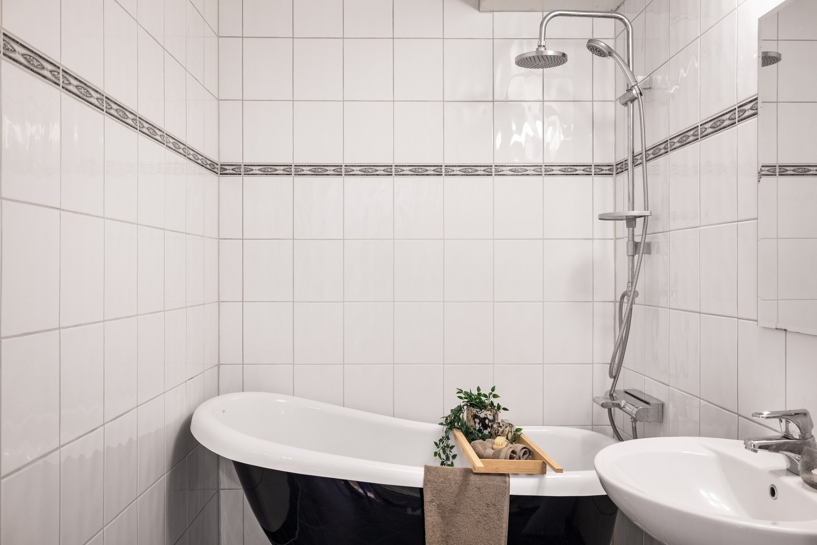 Badekar er perfekt for en småbarnsfamilie Galleribilde