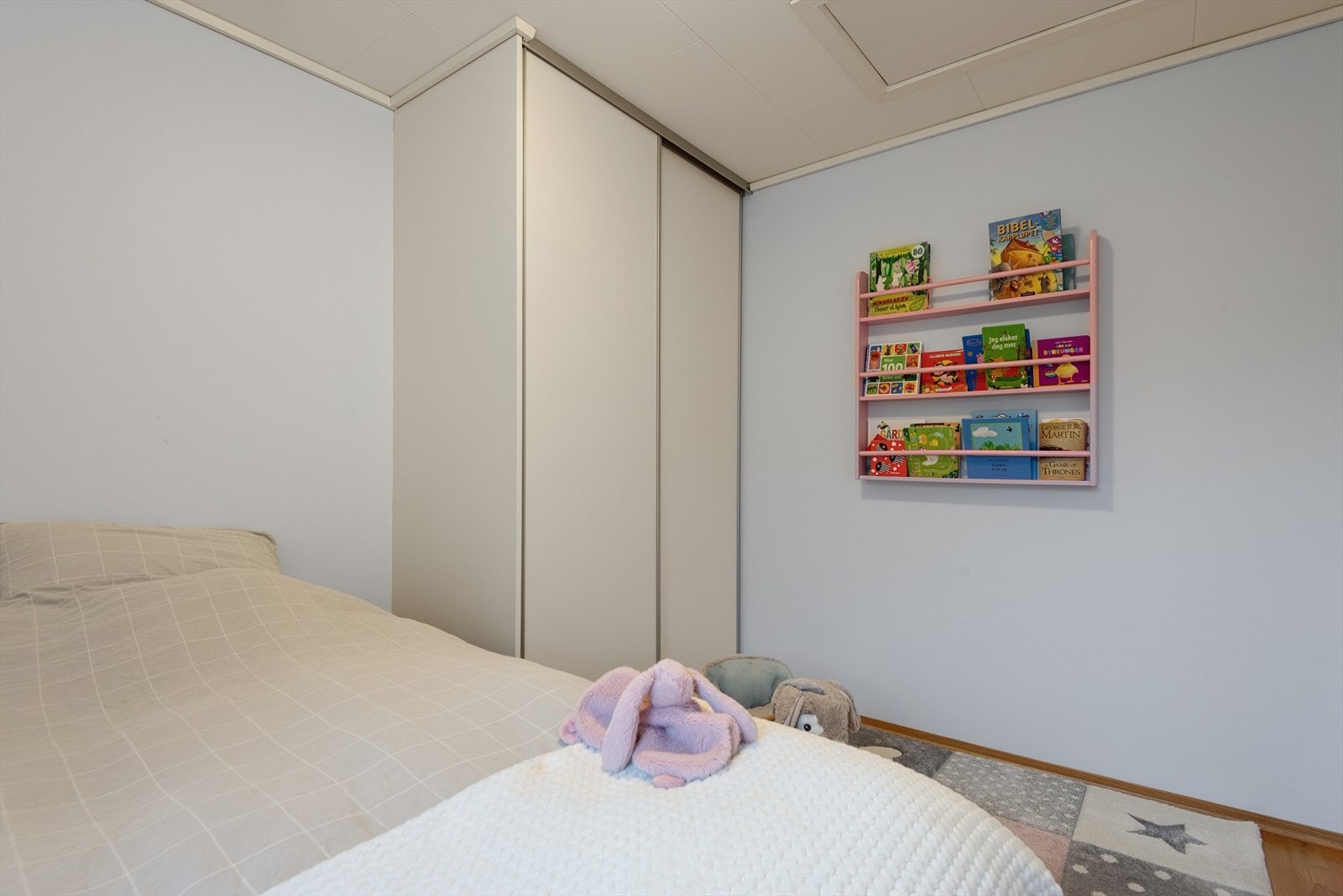 Rommet passer godt som barnerom eller gjesterom. Galleribilde