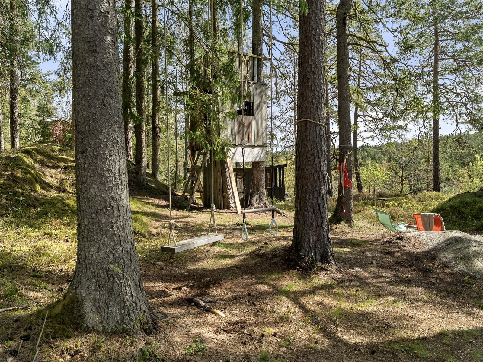 En spennende naturtomt for både store og små. Galleribilde