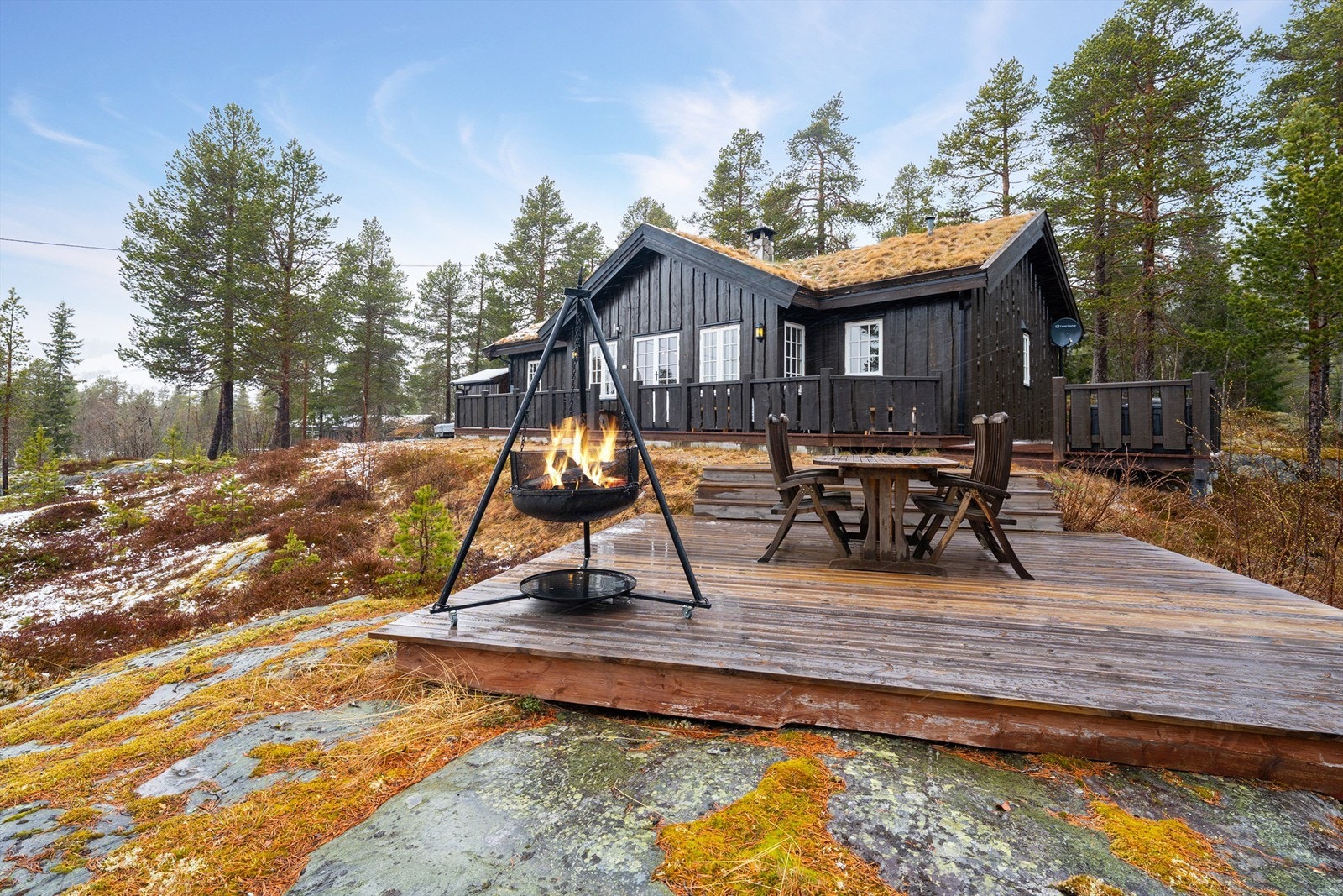 Fredrik Christoffersen presenterer Øvre Bjåskar 10! Foto: Fjellmedia Galleribilde