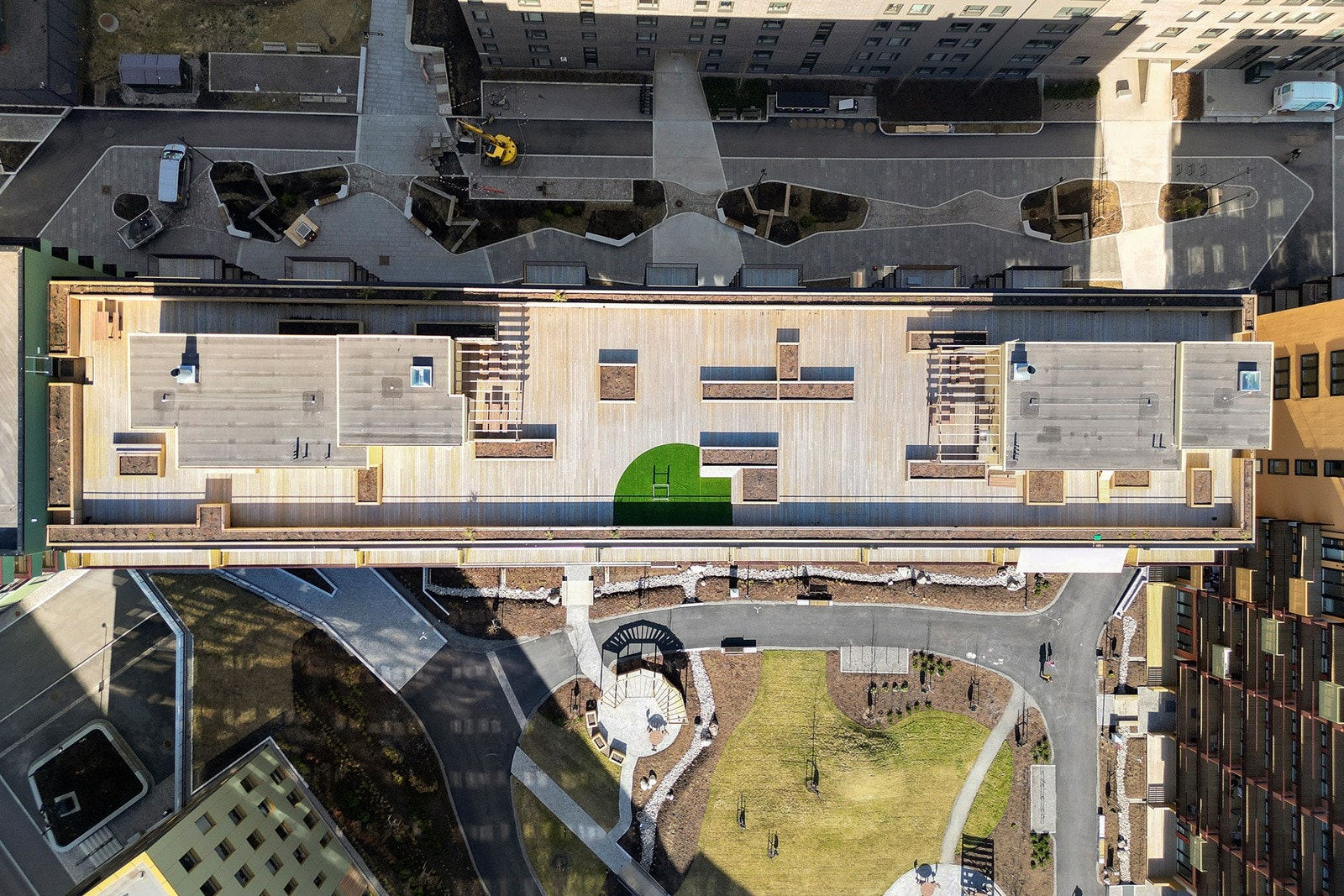 Bygget og takterrassen sett ovenfra. Galleribilde