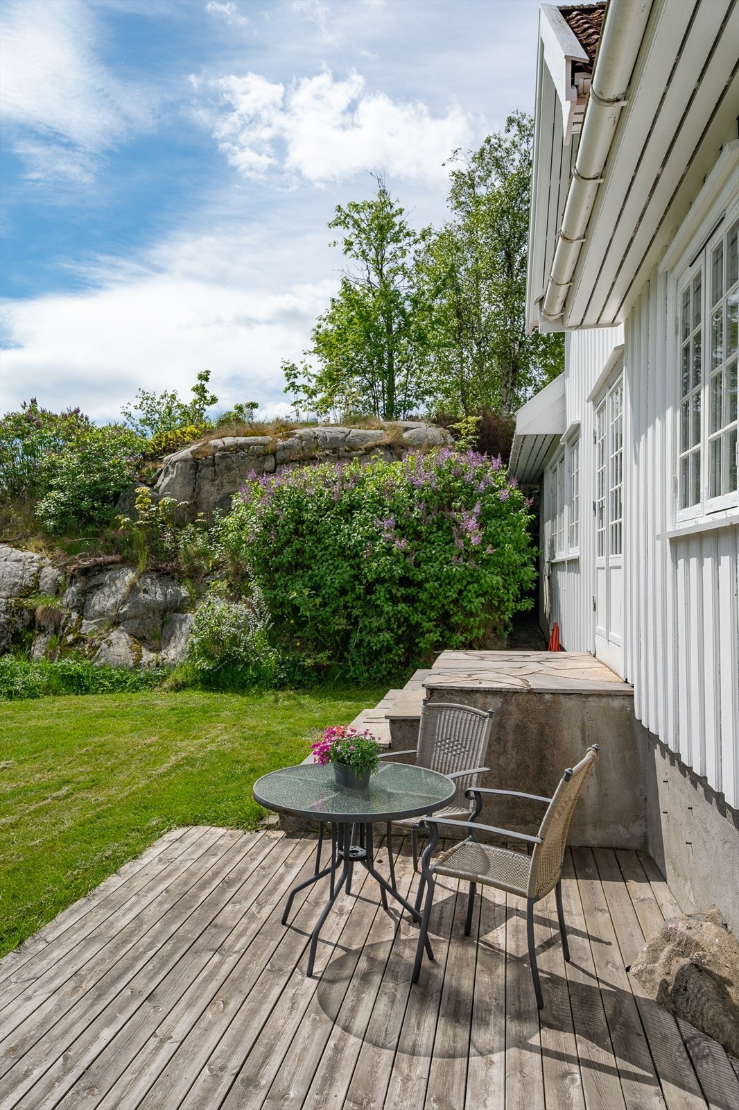 Her er det plass til en liten sittegruppe. Galleribilde