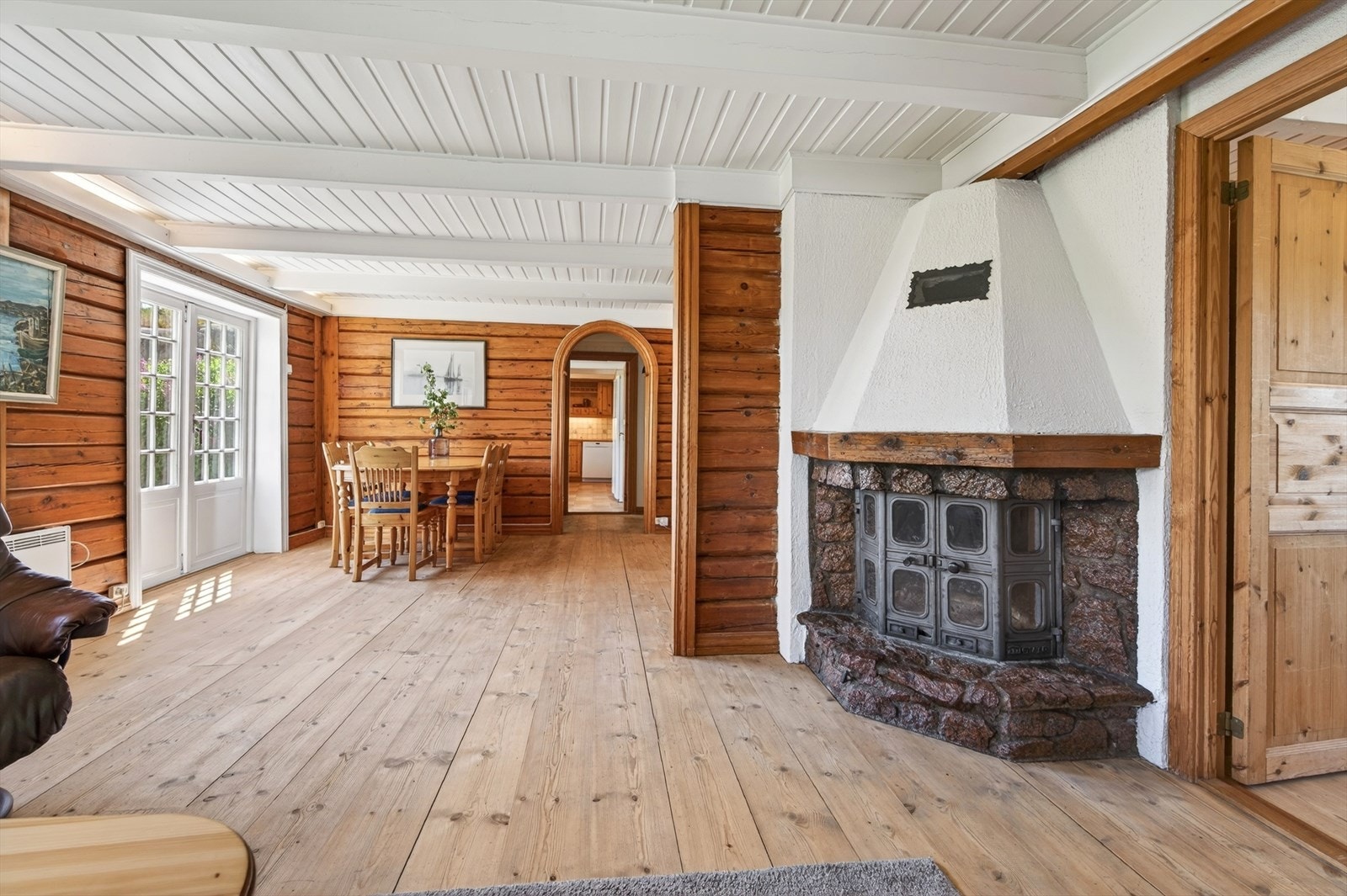 Peis med innsats gir ekstra varme og hygge på kalde dager. Galleribilde