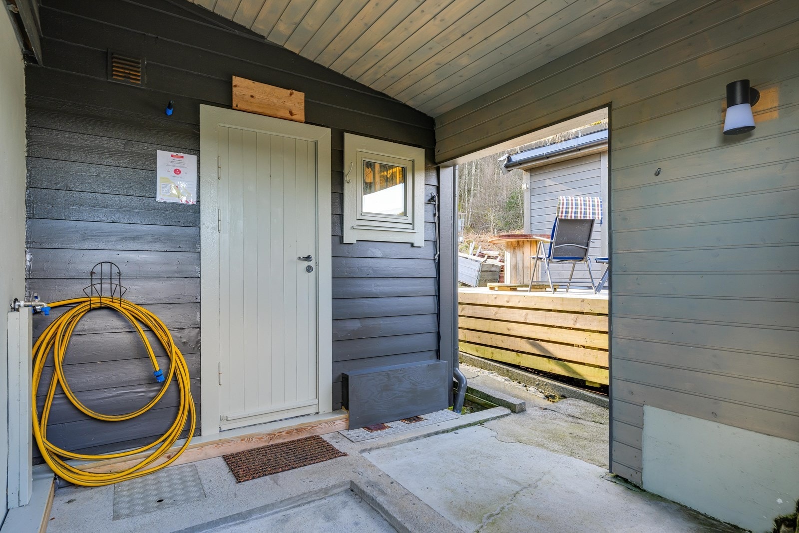 Overbygg ved badet. Galleribilde