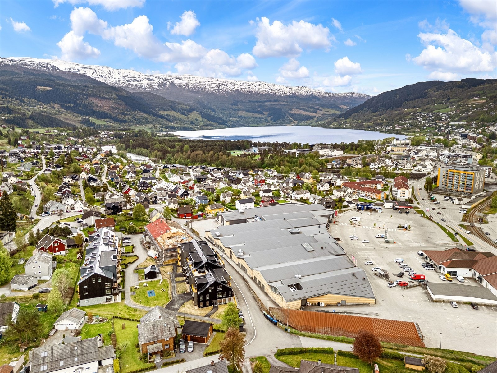 Rett ved Thon senter Galleribilde