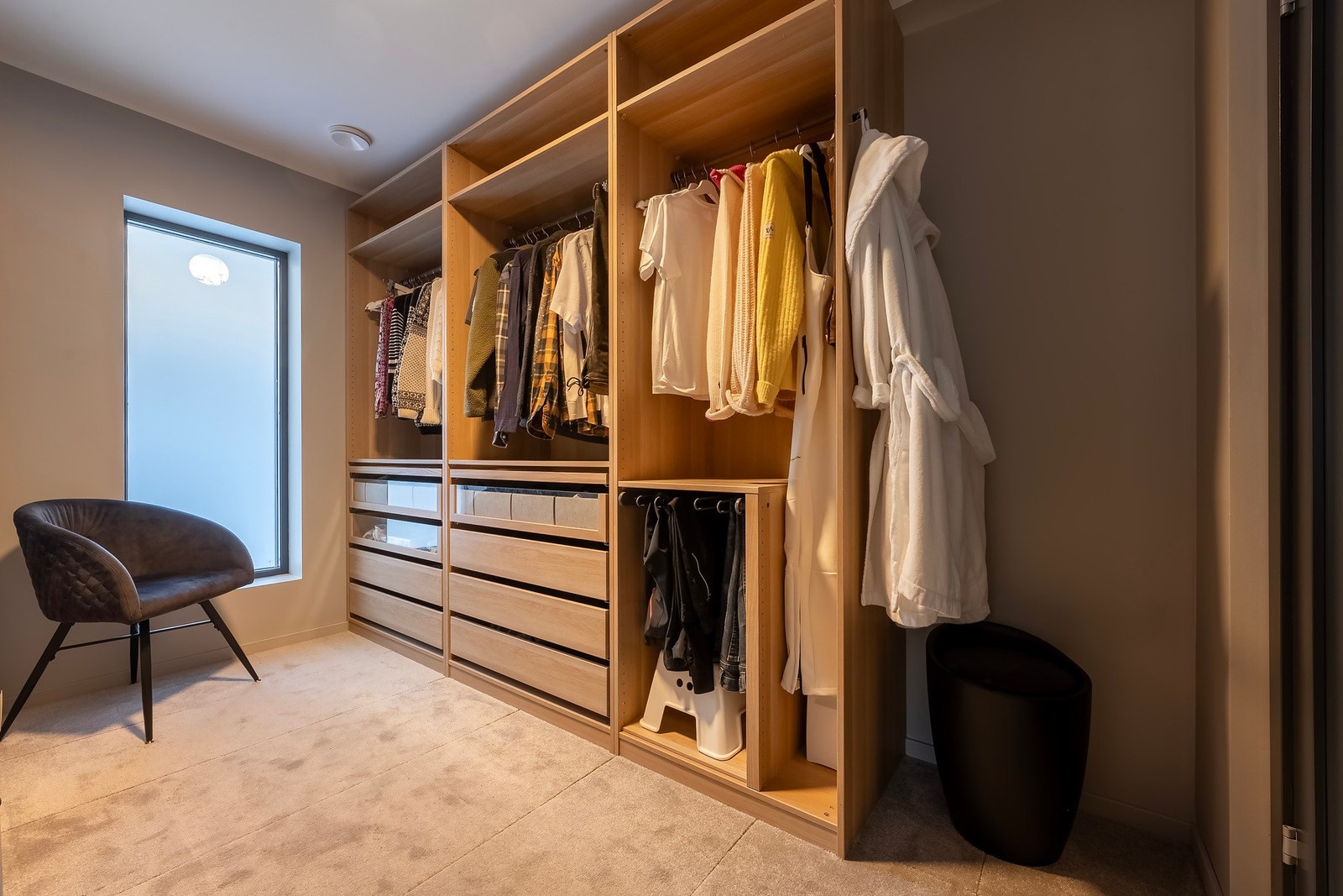Walk in garderobe. Galleribilde