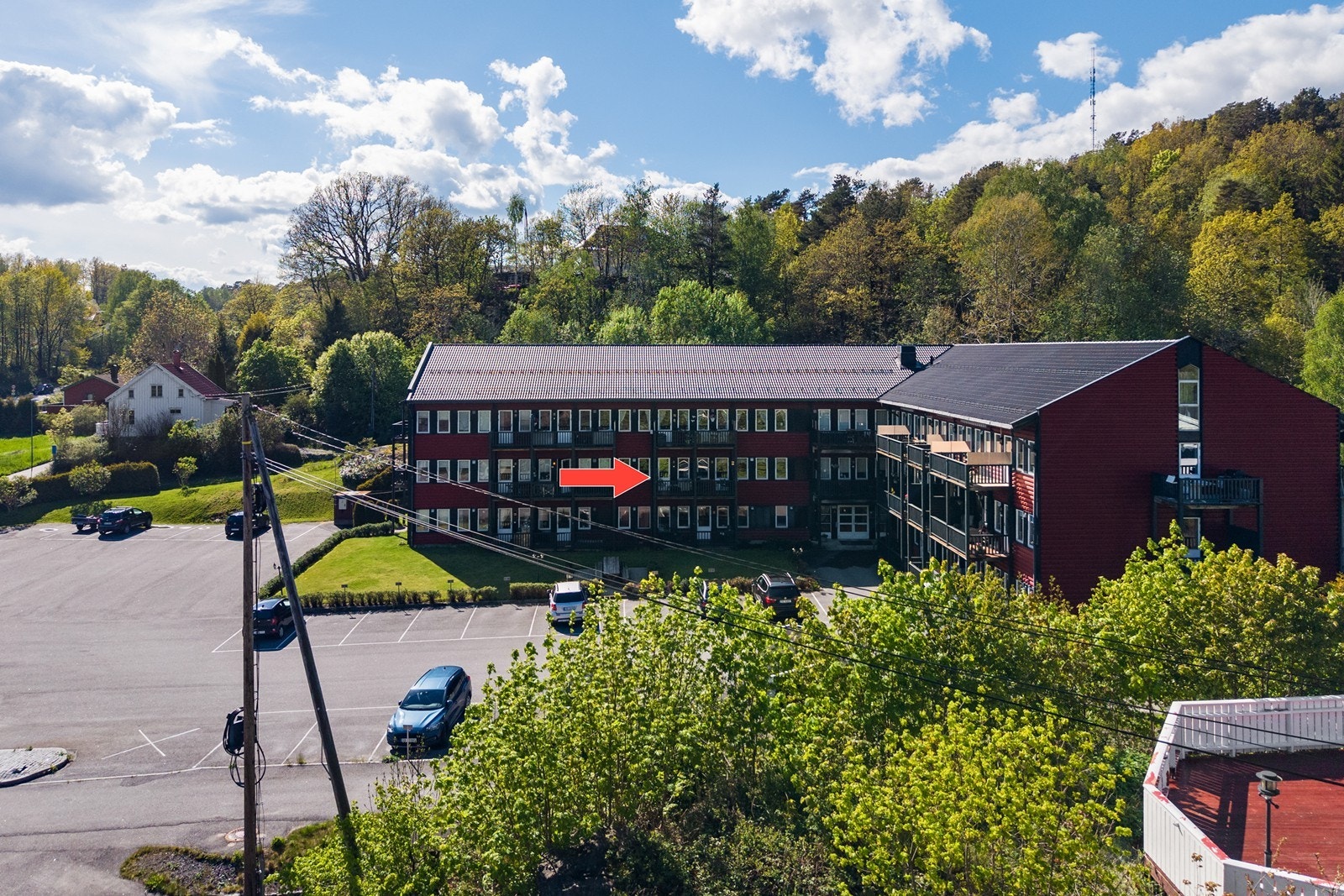 Det er kort vei til Hove, Vardåsen, Gjerstadvannet og andre flotte områder for tur og rekrasjon Galleribilde