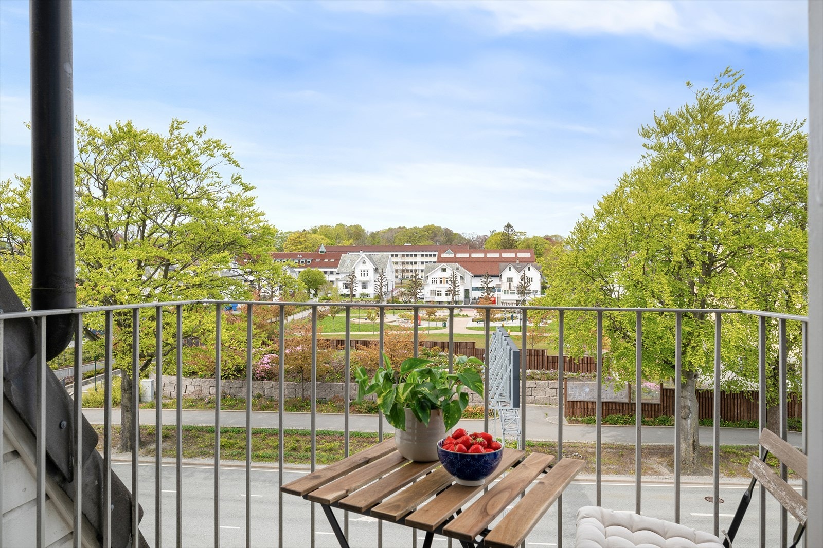 Her får du utsikt utover St. Svithuns plass. Galleribilde