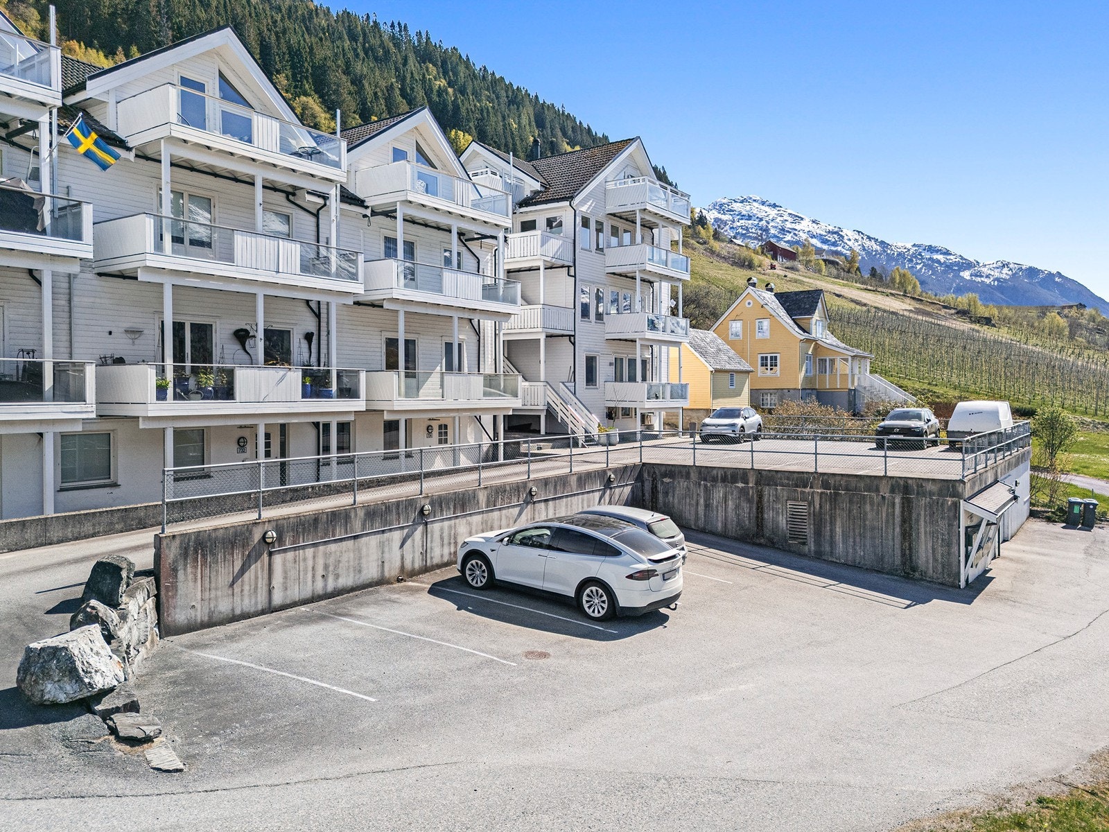 Ullensvangvegen 728 Galleribilde