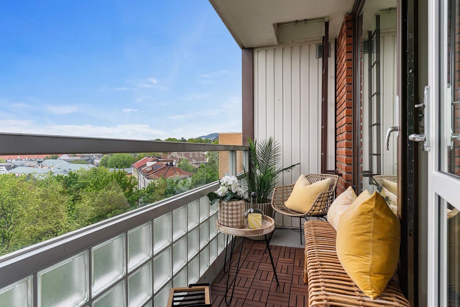Overbygd lun balkong Galleribilde