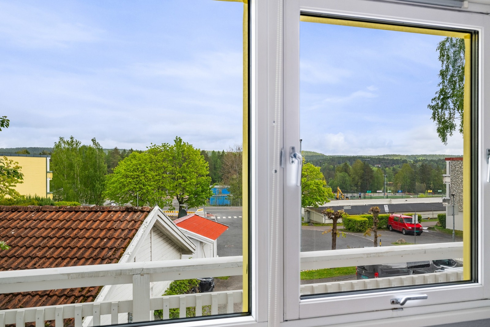 Utsyn fra soveromsvinduet. Galleribilde