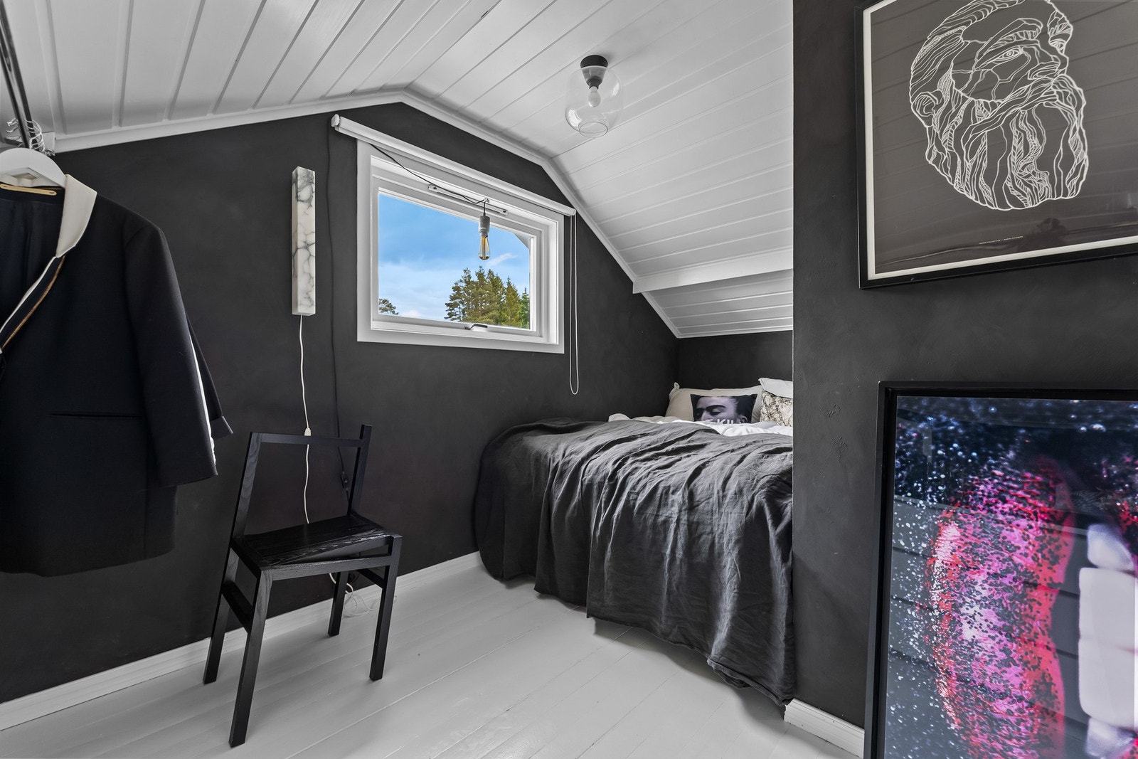Soverom 3 - praktisk soverom som egner seg godt til gjesterom, barnerom eller et kontor. Galleribilde
