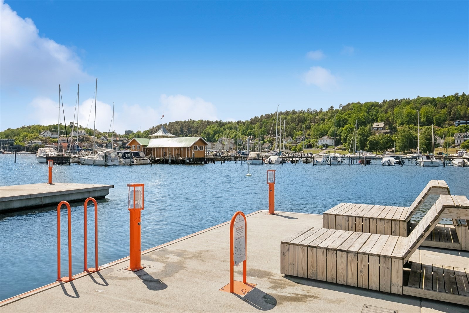Sentrum byr på alt fra shopping til bading... Galleribilde