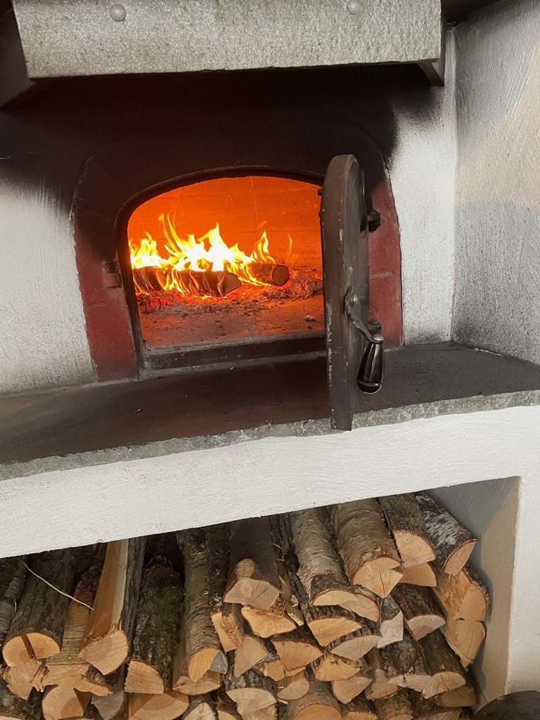 Baksteovn i eldhuset. Galleribilde