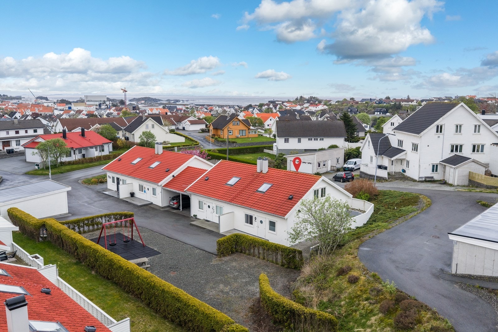 Velkommen til Øygardshaugen 13B, presentert av Eiendomsmegler 1 Karmøy v/ Ingeborg Gangsøy Pedersen. Foto: Vestbris Galleribilde