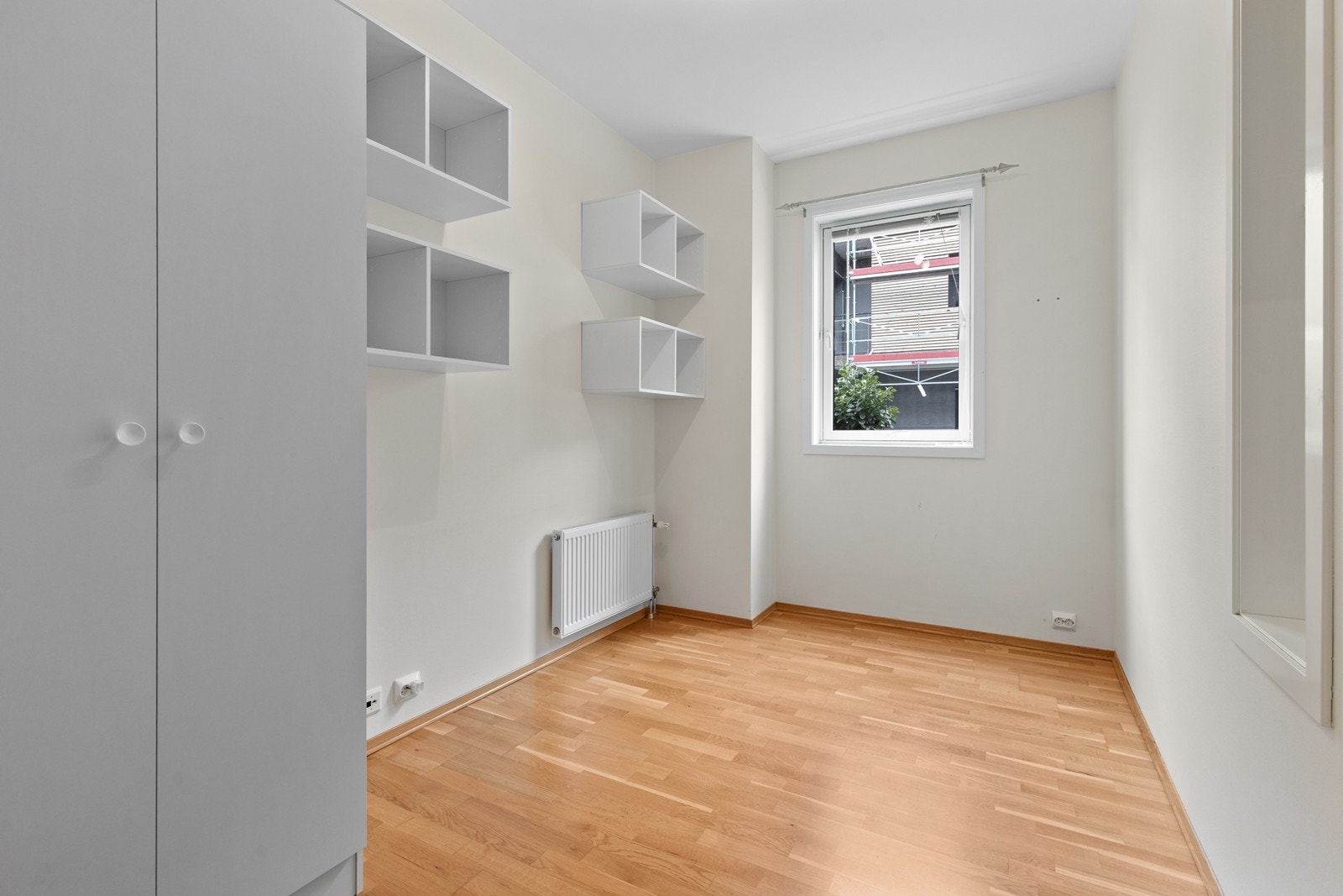 Soverom nr. 2 - Perfekt som gjesterom, kontor eller barnerom Galleribilde