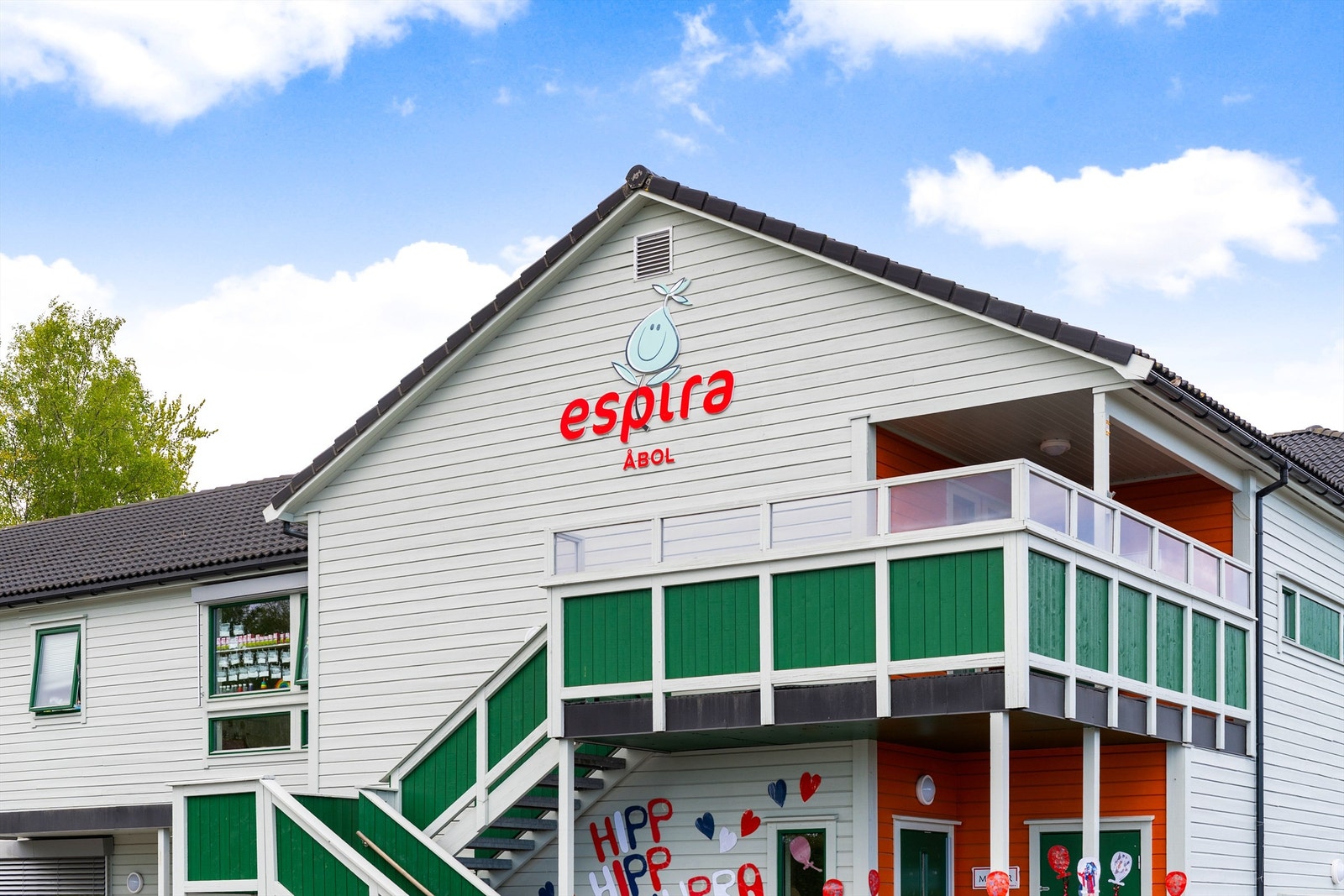 Espira barnehage ligger "rett bak" boligen Galleribilde