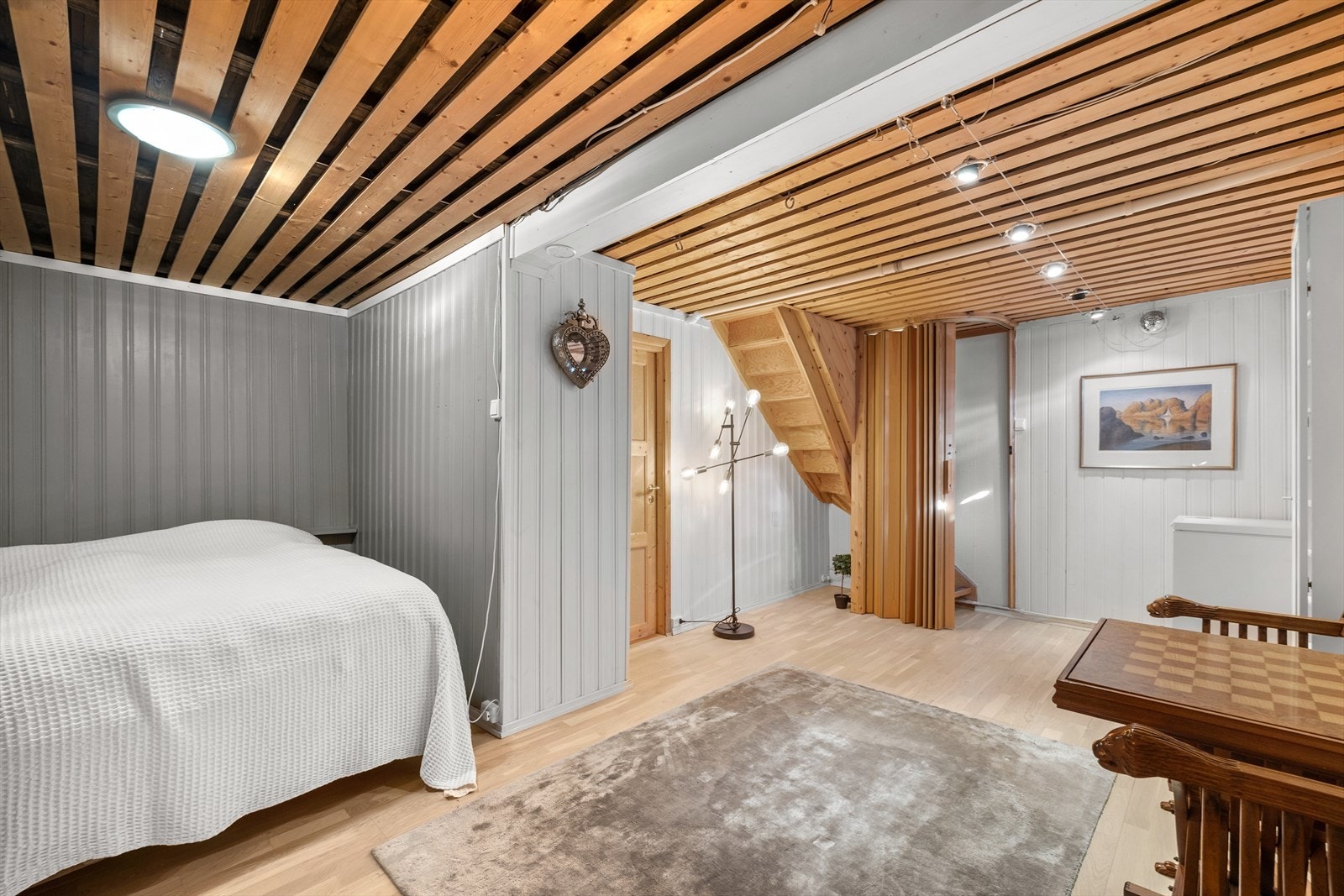 Kjellerom som benyttes som kjellerstue. Galleribilde
