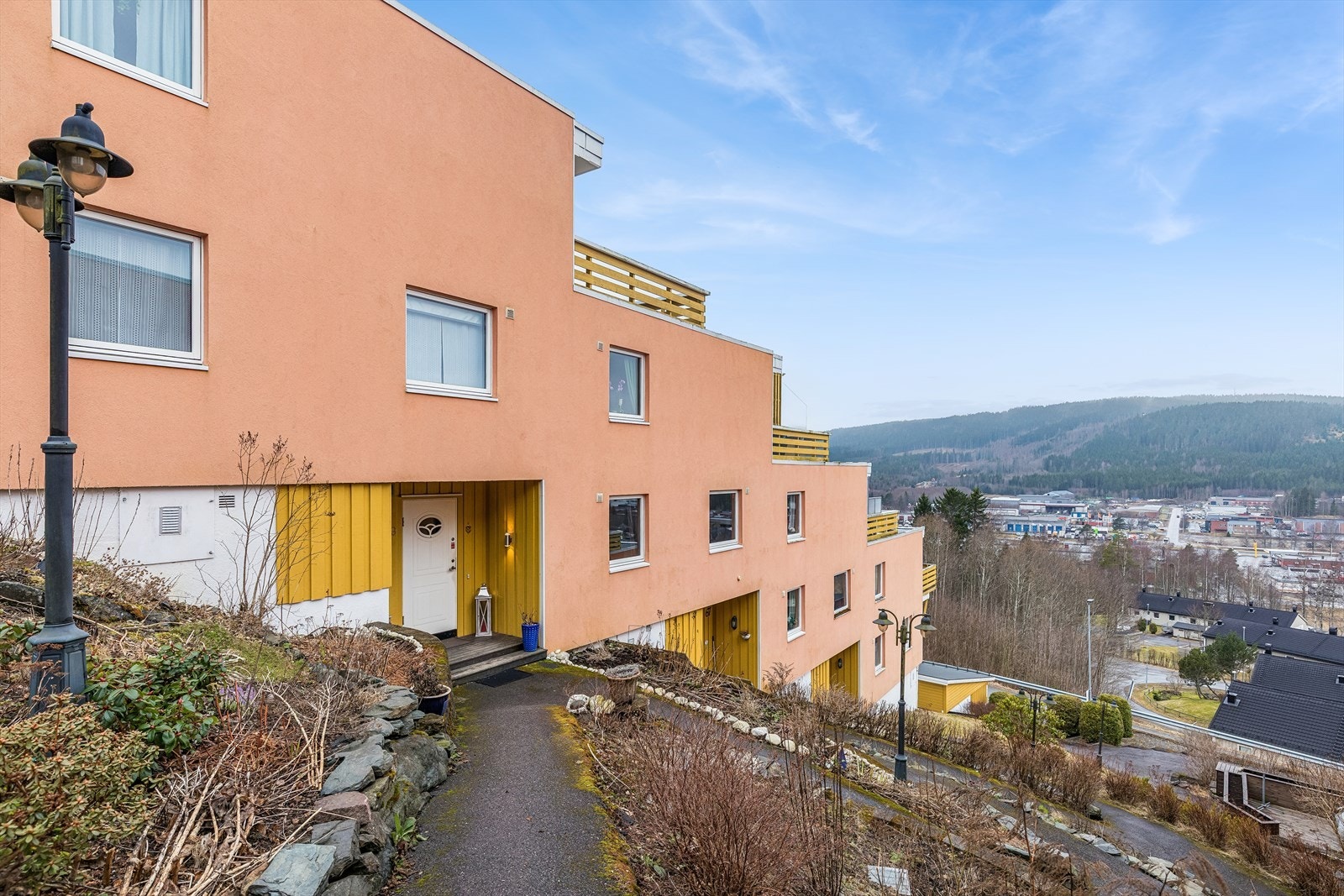 Inngangsparti til leiligheten. Galleribilde