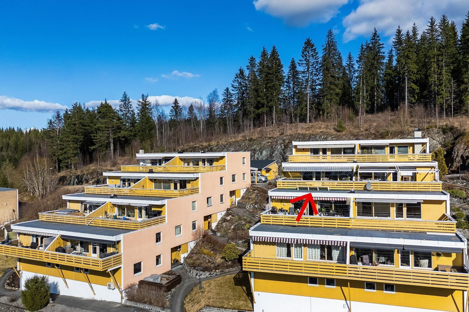 Leilighetene har svært gode solforhold, og nydelig utsikt. Galleribilde