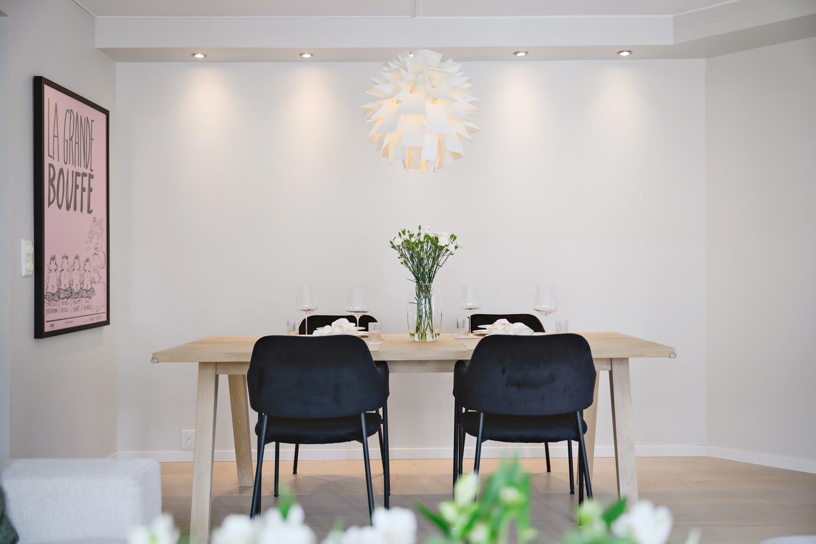 Her kan du invitere familie og venner til et hyggelig måltid! Galleribilde