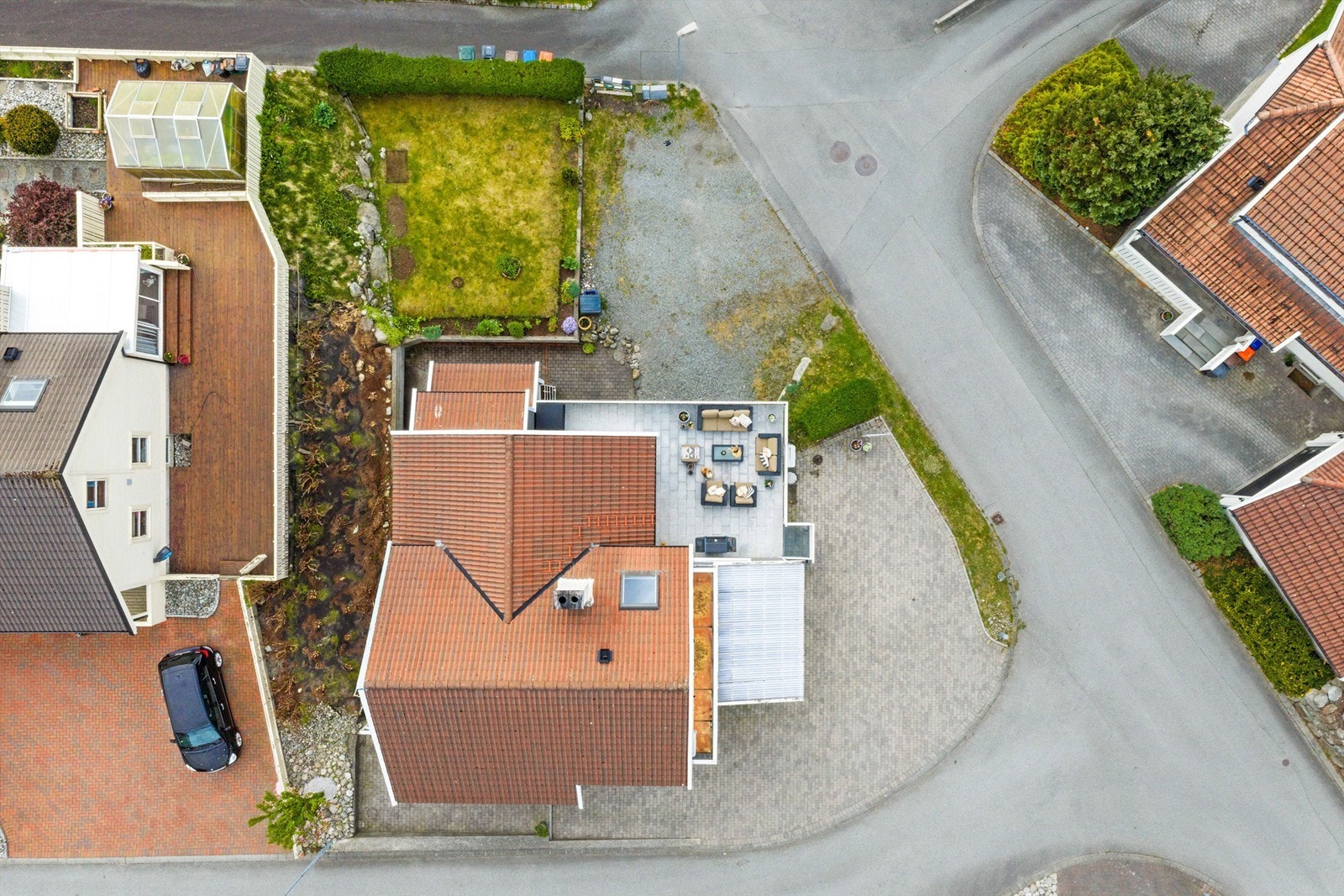 Oversiktsbilde av eiendommen. Galleribilde