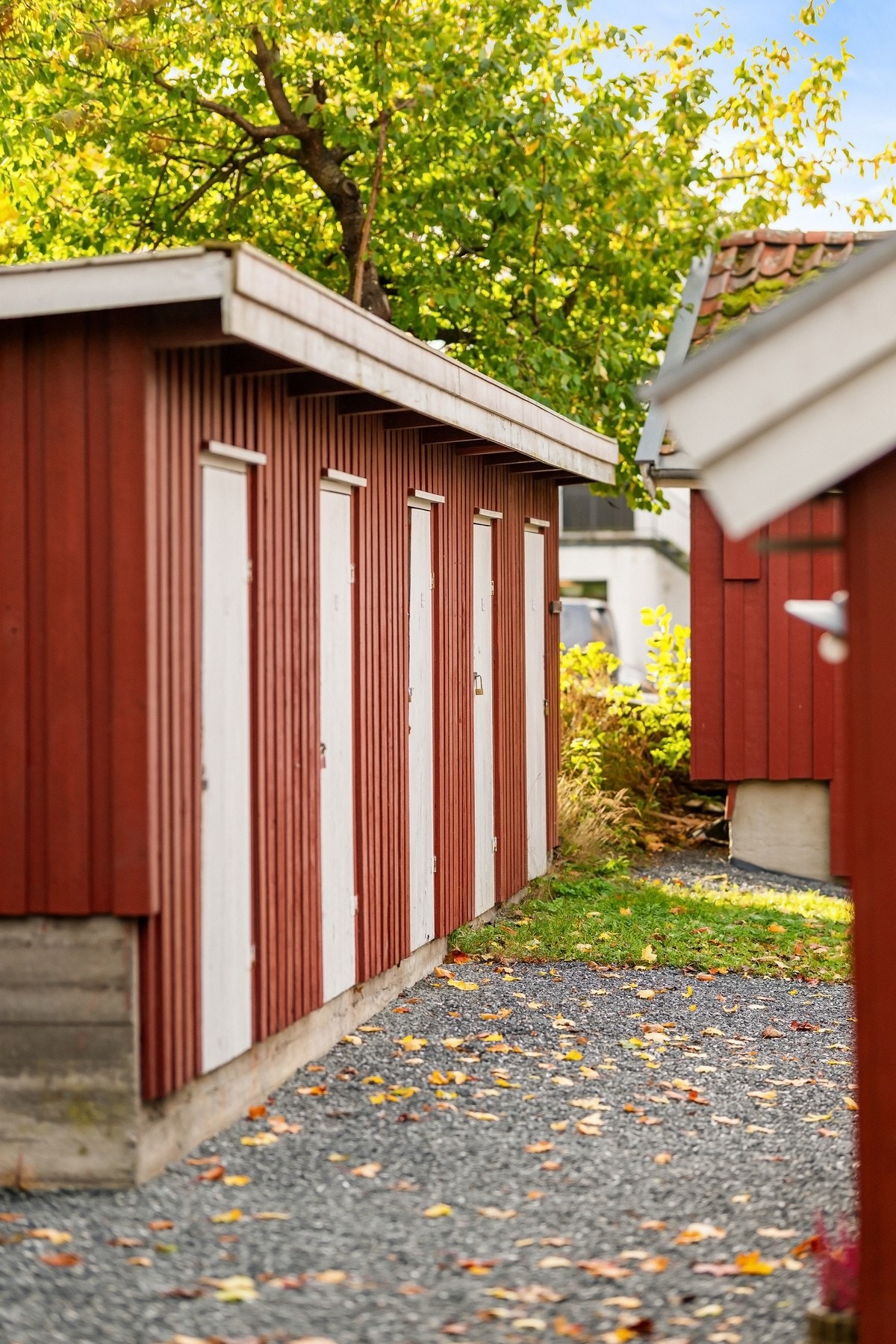 Det følger også en utvendig bodplass - perfekt for verktøy, dekk og annet Galleribilde