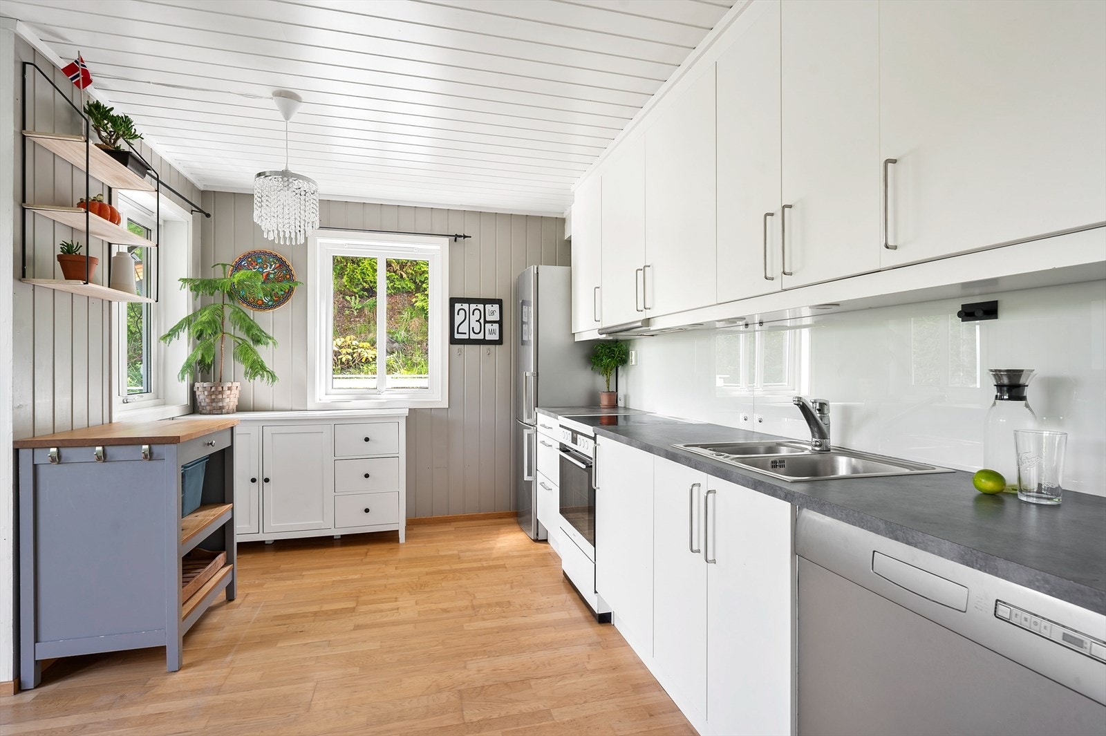 Leiligheten ligger i det attraktive boligområdet Nidelvåsen, med gangavstand til butikk, barnehage og flotte turområder. Galleribilde
